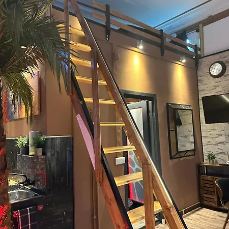 Einzigartige Bunt Apartment Berlin